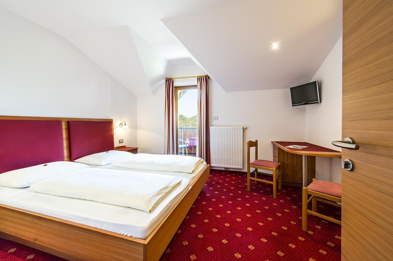 Pension Stamserhof Nalles Exteriör bild